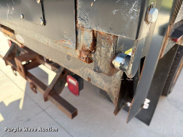 image for item FH6488 2001 Ford F450 Super Duty dump flatbed truck