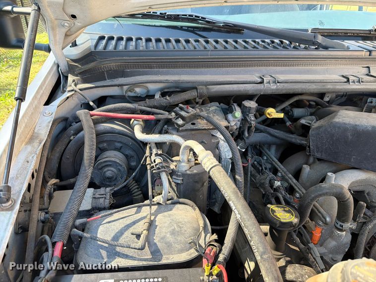 image for item FH6488 2001 Ford F450 Super Duty dump flatbed truck