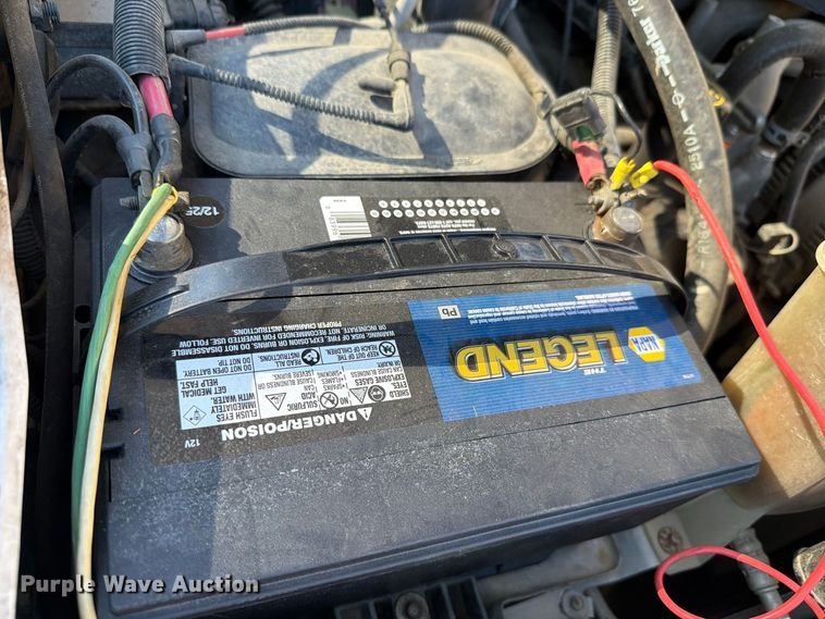 image for item FH6488 2001 Ford F450 Super Duty dump flatbed truck