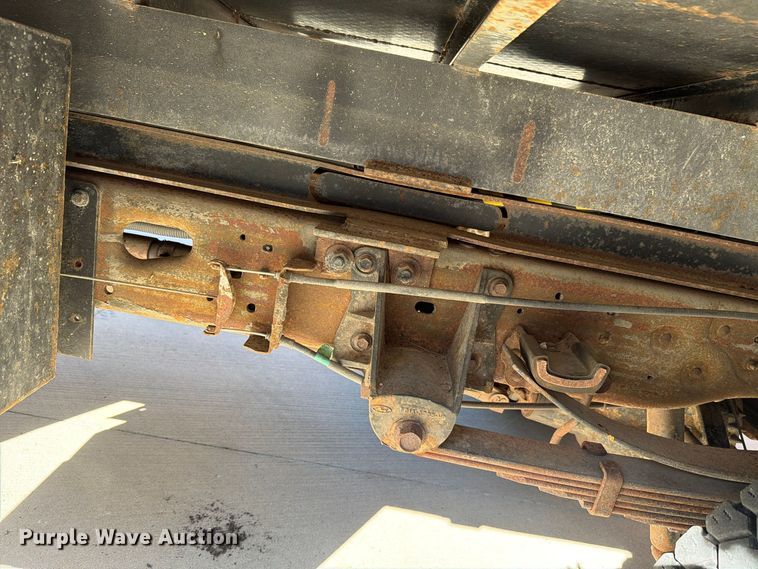 image for item FH6488 2001 Ford F450 Super Duty dump flatbed truck