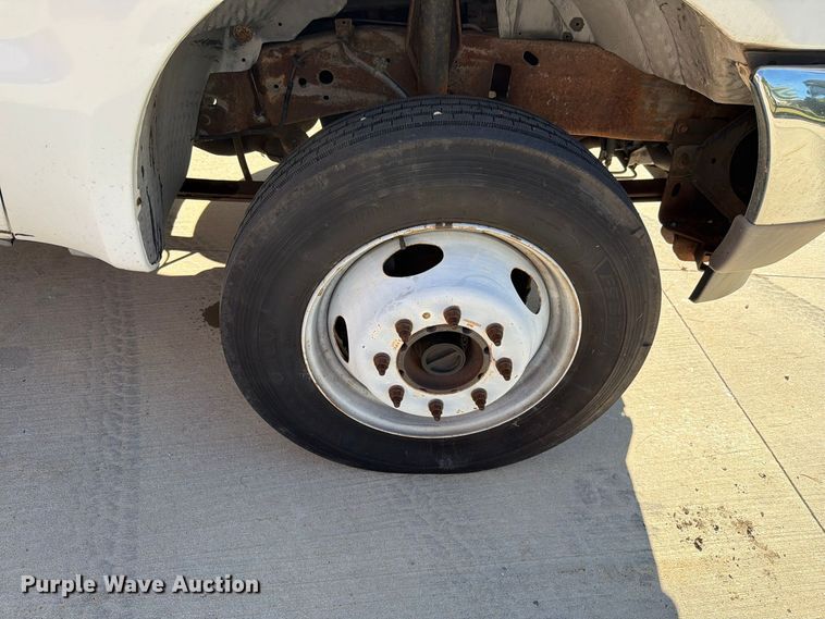 image for item FH6488 2001 Ford F450 Super Duty dump flatbed truck