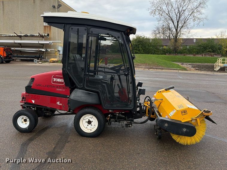 image for item FJ0560 Toro Ground master 3280-D lawn mower