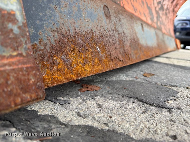 image for item FJ2045 2006 International SA525 dump truck