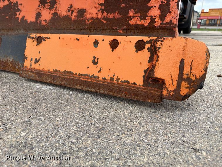 image for item FJ2045 2006 International SA525 dump truck