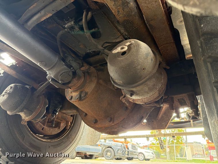 image for item FJ2045 2006 International SA525 dump truck