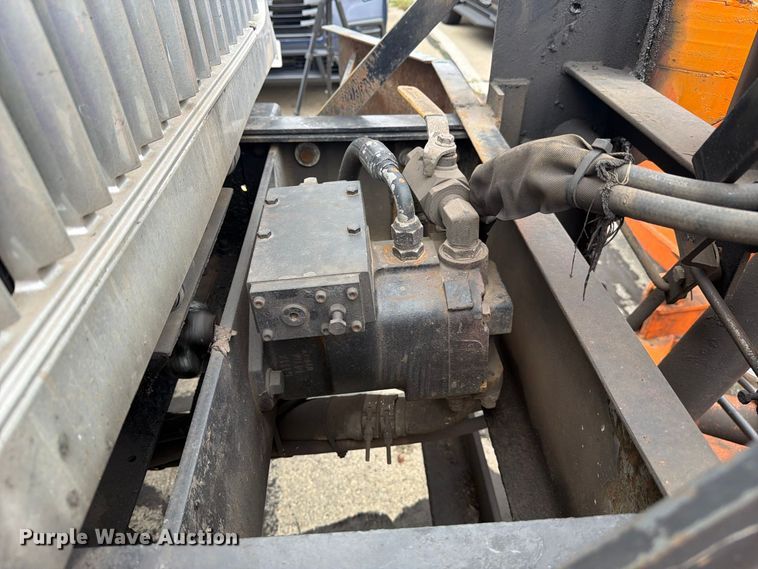 image for item FJ2046 2006 International 7400 4x2 dump truck