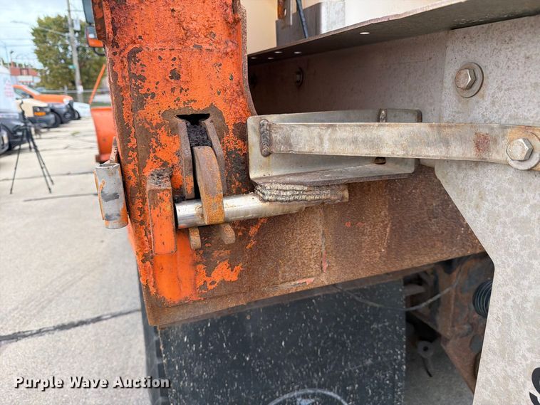 image for item FJ2046 2006 International 7400 4x2 dump truck