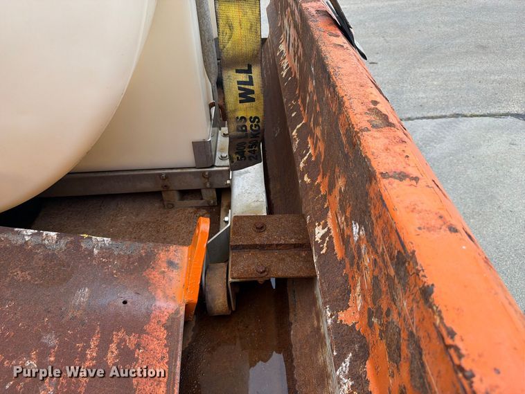 image for item FJ2046 2006 International 7400 4x2 dump truck