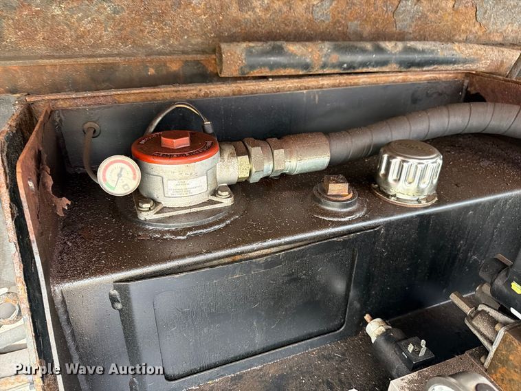 image for item FJ2046 2006 International 7400 4x2 dump truck