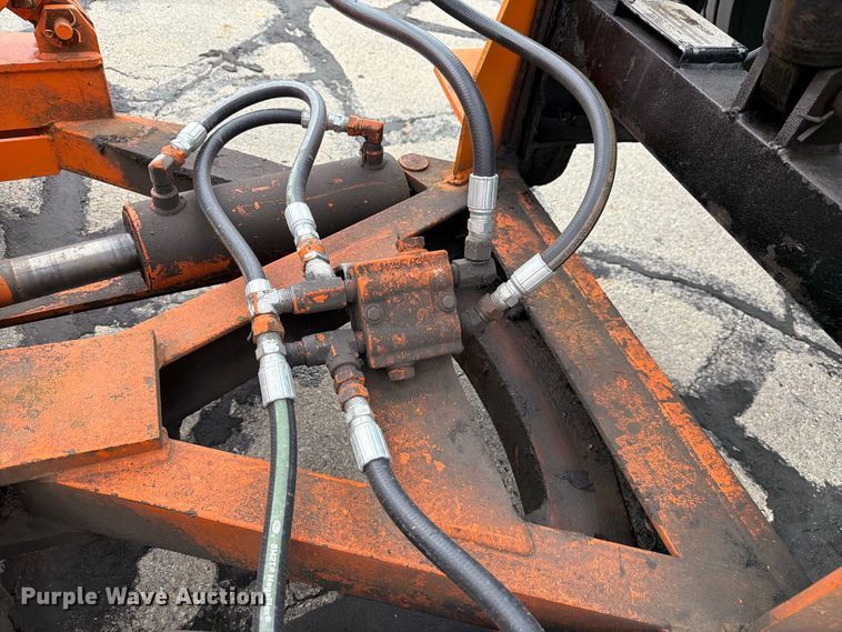 image for item FJ2046 2006 International 7400 4x2 dump truck