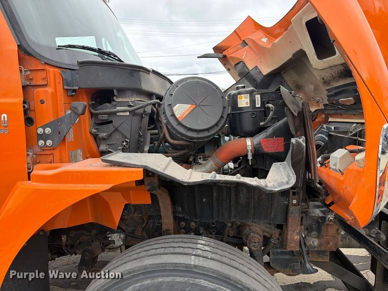 image for item FJ2046 2006 International 7400 4x2 dump truck