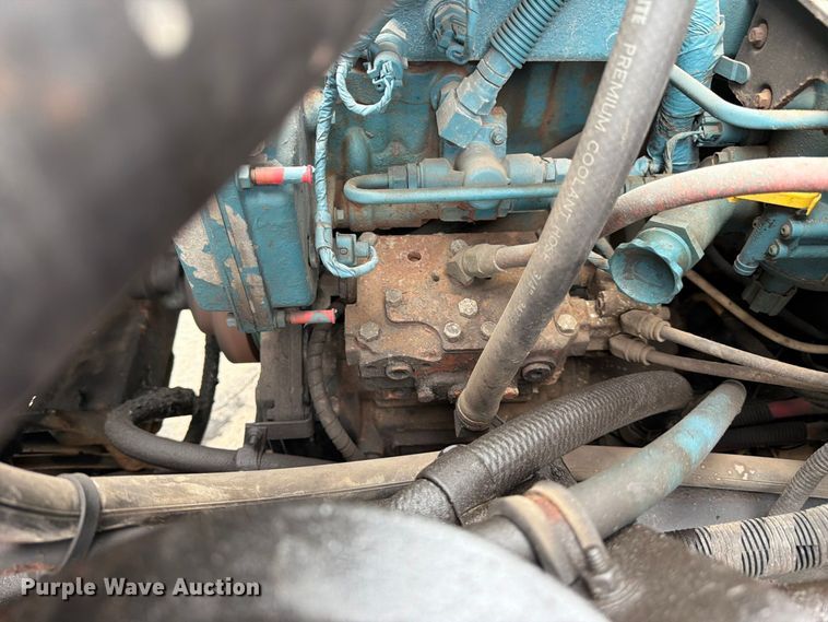 image for item FJ2046 2006 International 7400 4x2 dump truck