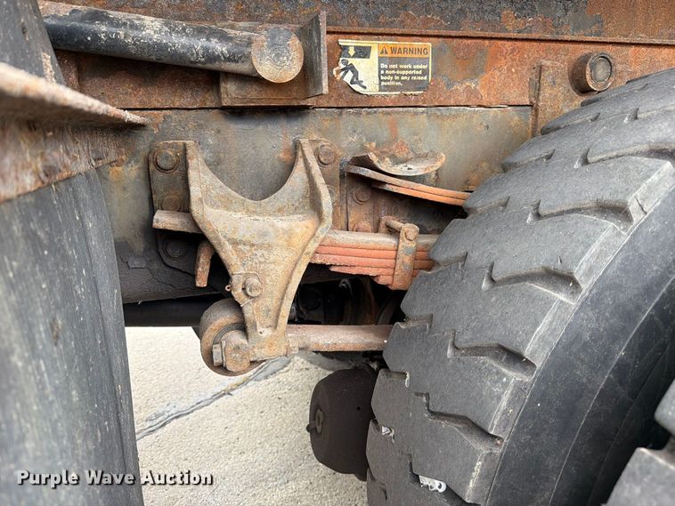 image for item FJ2046 2006 International 7400 4x2 dump truck
