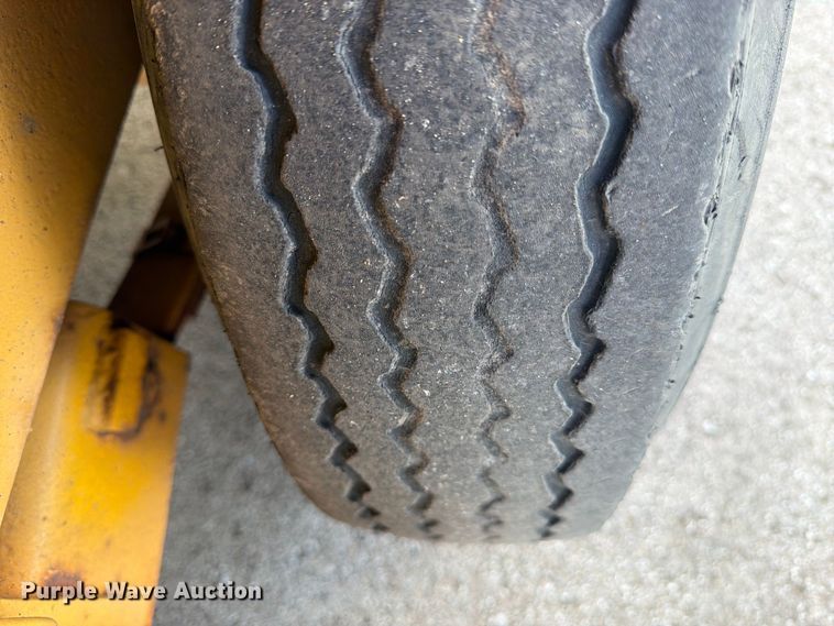 image for item FJ2059 2004 Belshe Industries equipment trailer