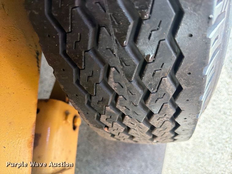 image for item FJ2059 2004 Belshe Industries equipment trailer