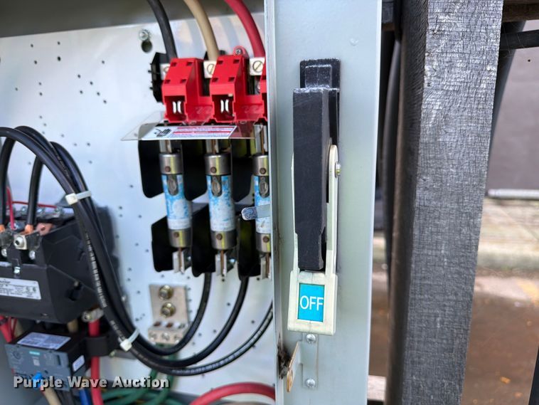 image for item FJ2060 Breaker 