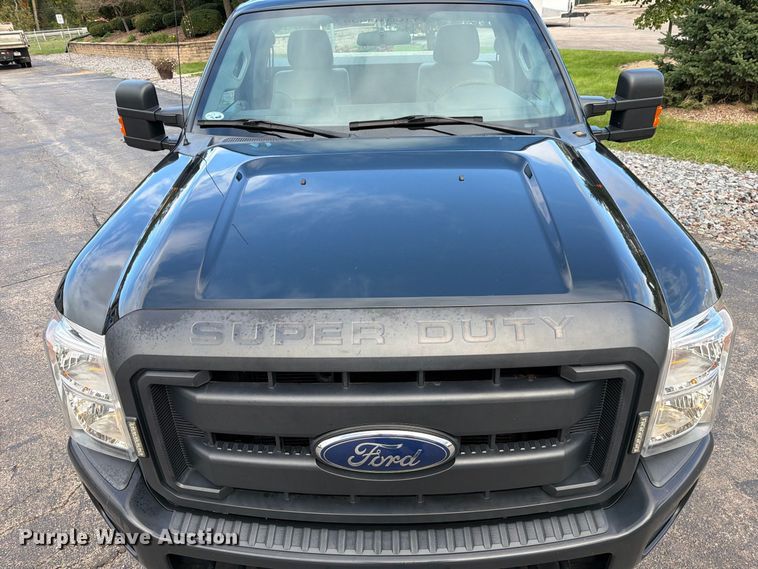 image for item FJ2063 2015 Ford F250 Super Duty pickup truck