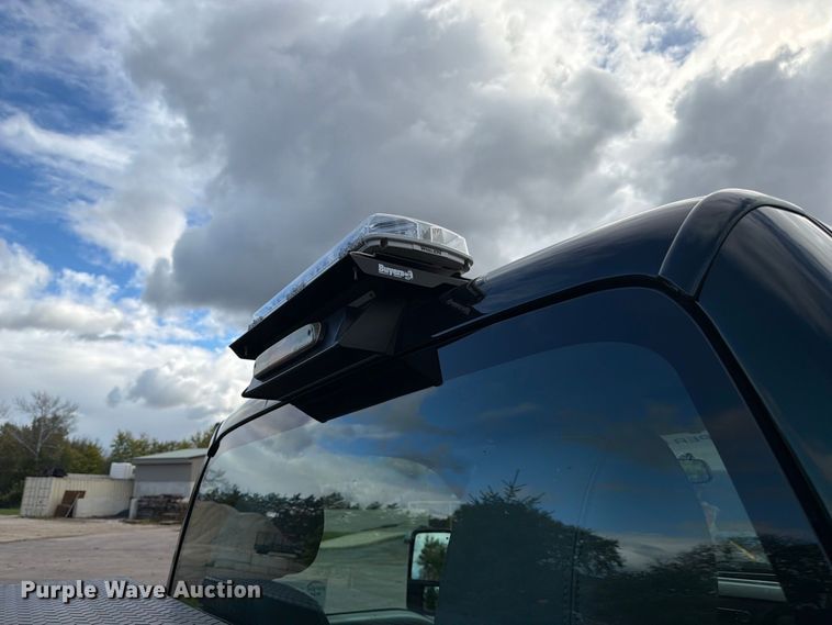 image for item FJ2063 2015 Ford F250 Super Duty pickup truck