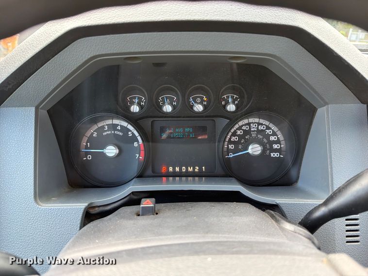 image for item FJ2063 2015 Ford F250 Super Duty pickup truck
