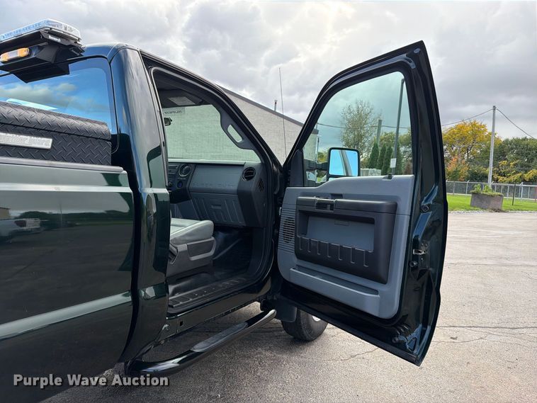 image for item FJ2063 2015 Ford F250 Super Duty pickup truck