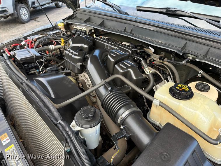 image for item FJ2063 2015 Ford F250 Super Duty pickup truck