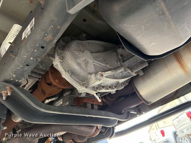 image for item FJ2063 2015 Ford F250 Super Duty pickup truck