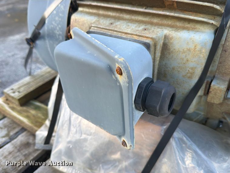 image for item FJ2064 Qin WEI Electric Corp electric motor