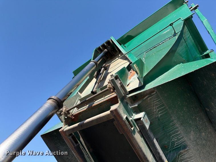 image for item FK2175 2001 International 4900 dump truck