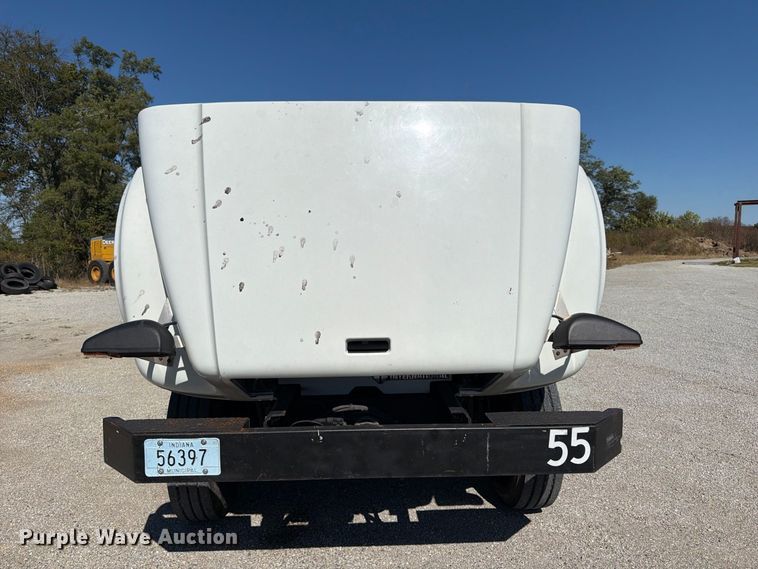 image for item FK2175 2001 International 4900 dump truck