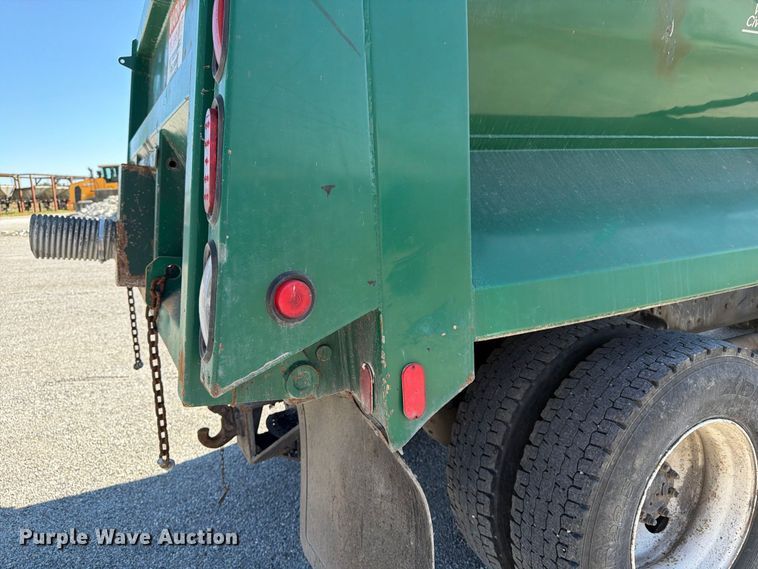 image for item FK2175 2001 International 4900 dump truck