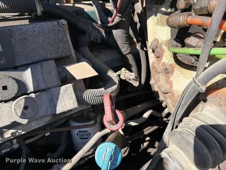 image for item FK2175 2001 International 4900 dump truck