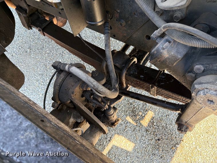 image for item FK2175 2001 International 4900 dump truck