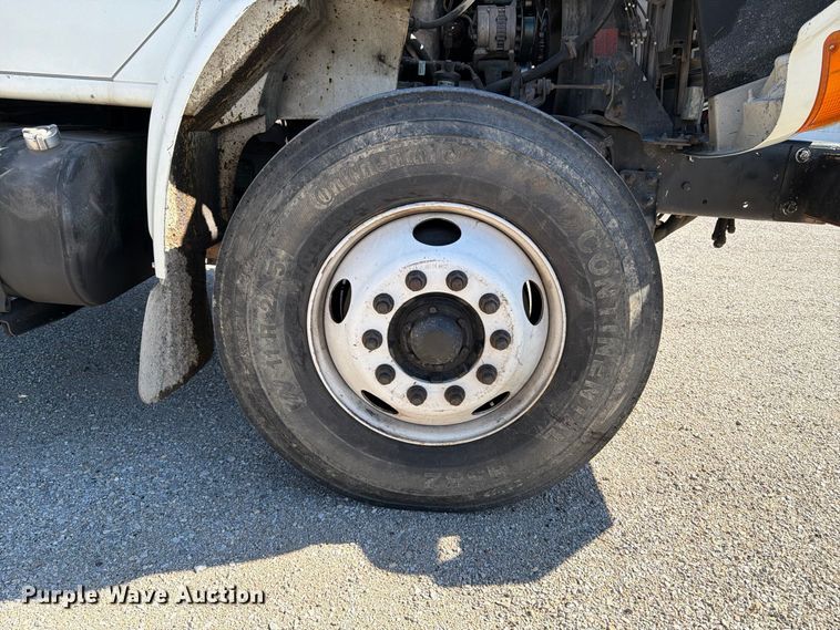 image for item FK2175 2001 International 4900 dump truck