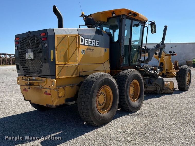 2015 John Deere 672G