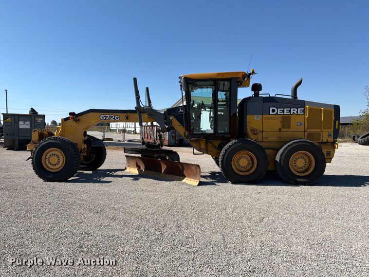 2015 John Deere 672G