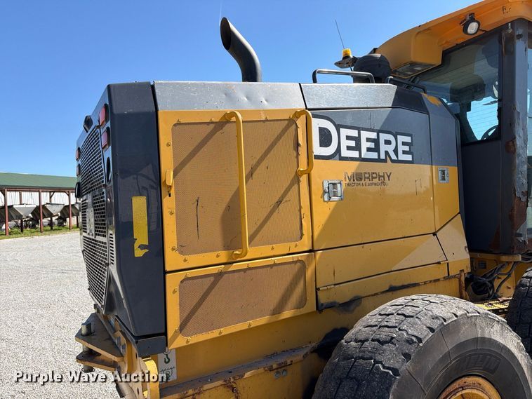 2015 John Deere 672G