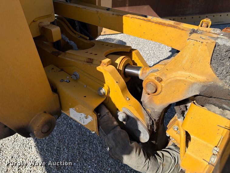 2015 John Deere 672G
