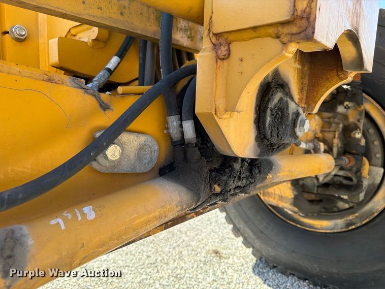 2015 John Deere 672G