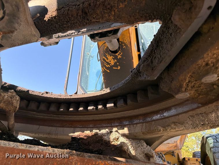 2015 John Deere 672G