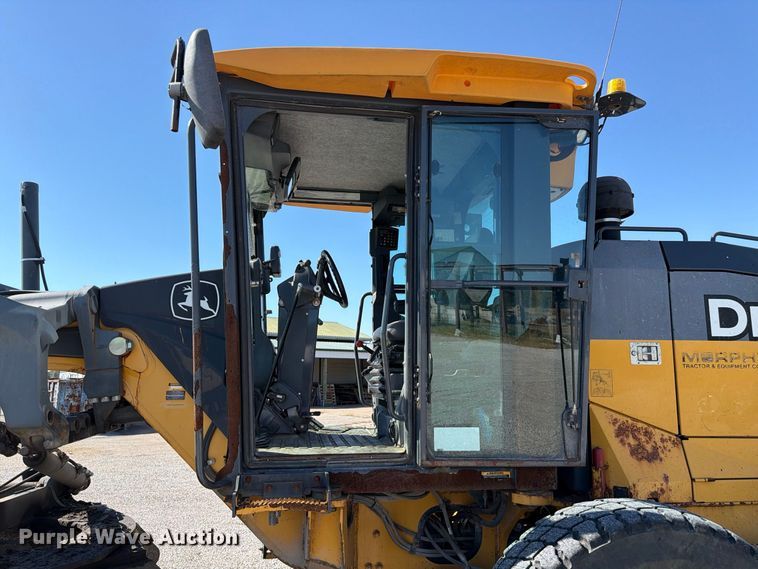 2015 John Deere 672G