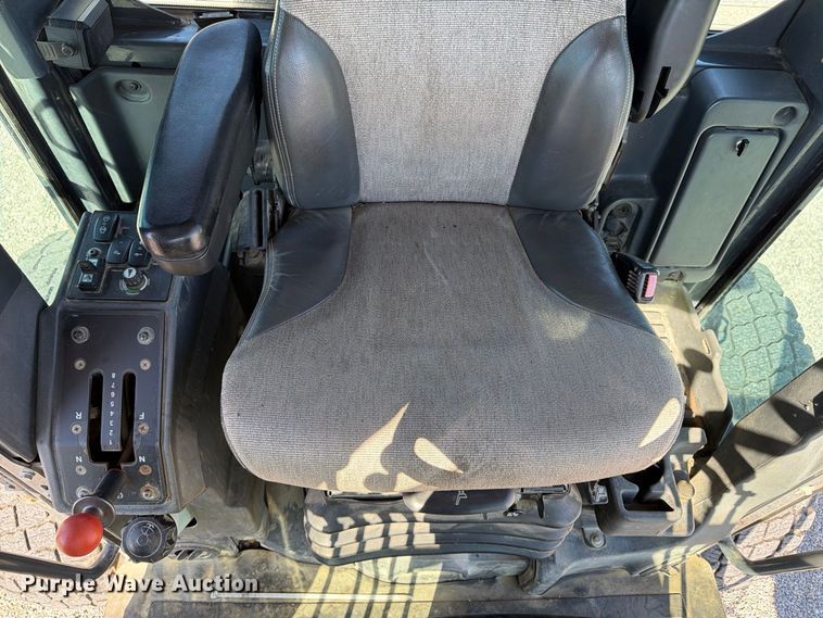 2015 John Deere 672G