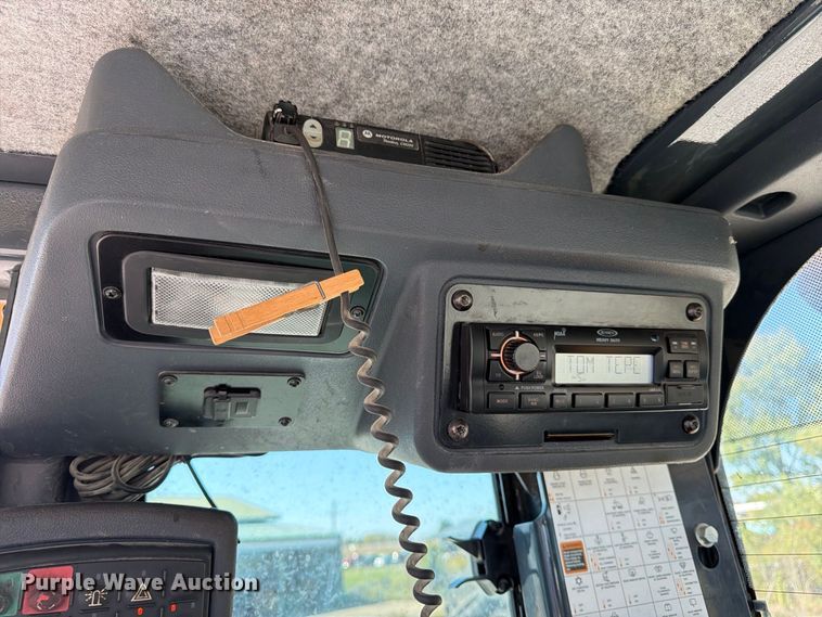 2015 John Deere 672G