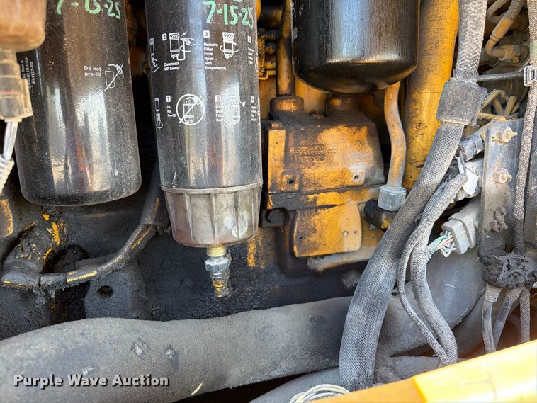 2015 John Deere 672G