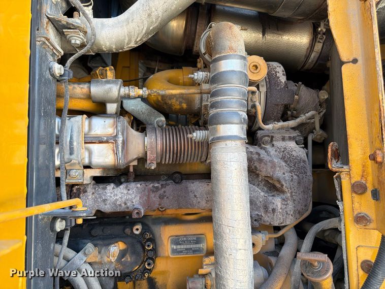 2015 John Deere 672G