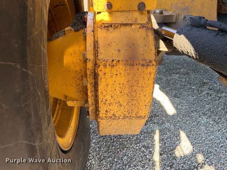 2015 John Deere 672G