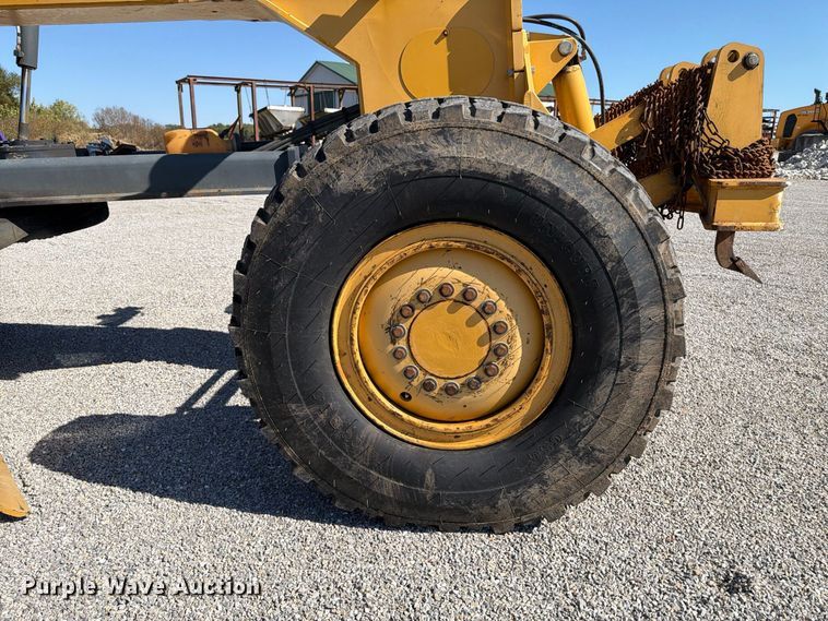 2015 John Deere 672G