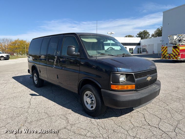 image for item FK2179 2015 Chevrolet Express 2500 van