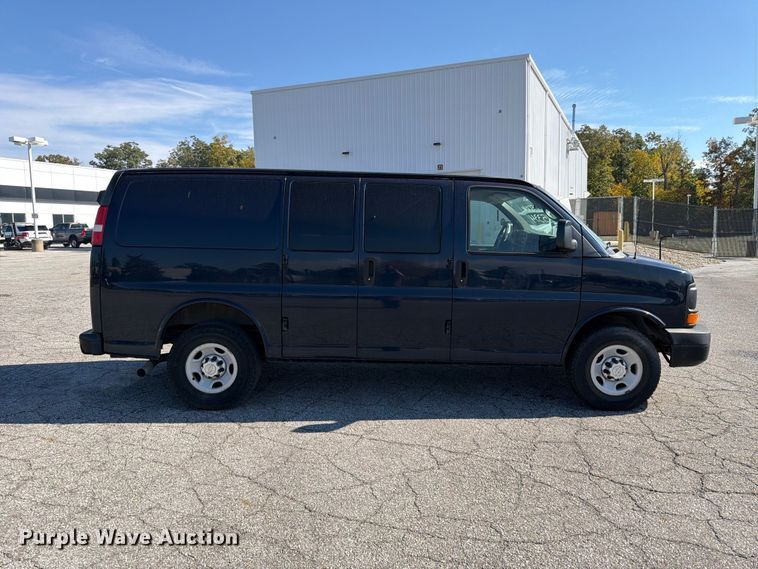 image for item FK2179 2015 Chevrolet Express 2500 van