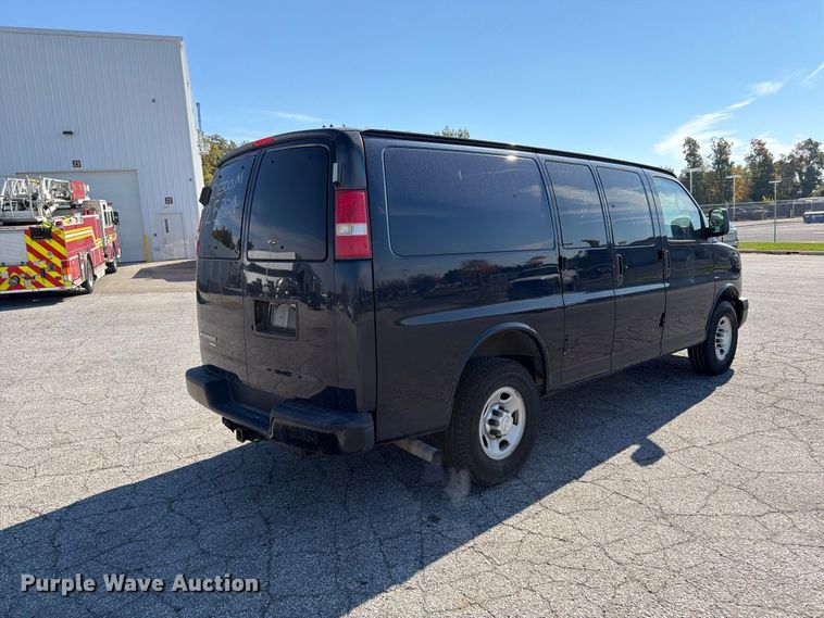 image for item FK2179 2015 Chevrolet Express 2500 van