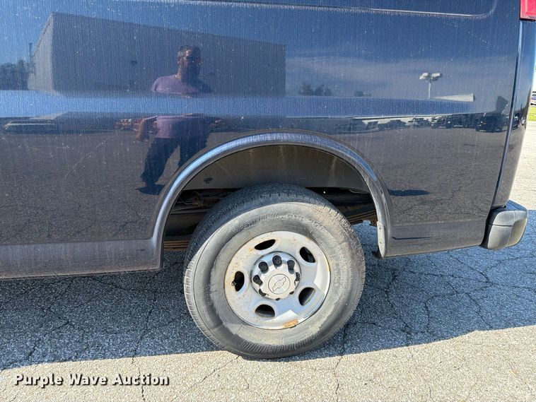 image for item FK2179 2015 Chevrolet Express 2500 van
